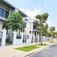 Biệt Thự 200M2 Vài Bước Đến Sông Giá Chỉ 9,2 Tỷ Bao Vat Rẻ Nhất Thị Trường Liên Hệ: 0916.669.791