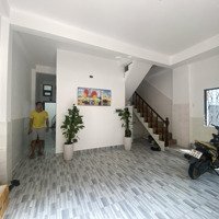 Bán Gấp Nhà Đường Cao Thị Chính Nối Dài - Phường Phú Thuận -Diện Tích4X14M - Oto Vào Ra Thoải Mái - 7,2T
