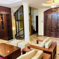 Bán Biệt Thự Tây Hồ 100M2 X 5T Lô Góc, Ô Tô Chạy Quanh Nhà Giá Cực Tốt
