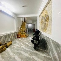 Bán Nhà Phố Đông Tác Trung Tâm Đống Đa Kinh Doanh Dòng Tiền Phòng Khép Kín Oto Đỗ Cửa Cực Hiếm