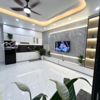 Trung Tâm Đống Đa 241 Phố Khâm Thiên 6,95 Tỷ, 36M2 Vuông Đẹp X 4 Tầng. Chính Chủ, Giá Quá Tốt