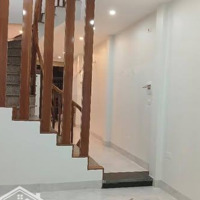 Lê Văn Hiến-Phân Lô, Kinh Doanh Sầm Uất Mọi Loại Hình, 2 Thoánh Trước Sau Đều Ô Tô,