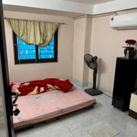 Bán nhà Ngô Gia Tự, Long Biên, ngõ nông thông thoáng, 40m2 giá 6 tỷ hơn