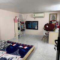 Bán nhà Ngô Gia Tự, Long Biên, ngõ nông thông thoáng, 40m2 giá 6 tỷ hơn