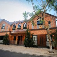 Bán Nhà Mặt Phố Tại Trường Chinh, 28 Tỷ, 223M2, 5 Phòng Ngủ 5 Vệ Sinh 2 Tầng, Hướng Đông