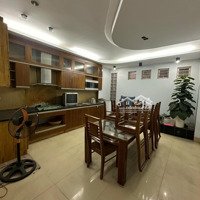 Cho Thuê Nhà Riêng Phân Lô Khuất Duy Tiến, 54 M2 X 4 Tầng, Đang Sơn Sửa Lại