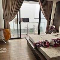 Biệt Thự Mới Đẹp,Hẽm Xe Hơivip, 7M X 18M, 4 Tầng, Hoàng Hoa Thám, Tặng Toàn Bộ Nội Thất.