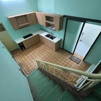 Cho Thuê Nhà Kiệt Hoàng Diệu 3 Tầng 3 Phòng Ngủ- Trung Tâm, Gần Cầu Rồng Diện Tích Đất: 85M