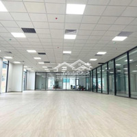 Cho Thuê Mbkd Phố Trần Vỹ Vị Trí Siêu Đẹp,Diện Tích60M2 X7T,Mặt Tiền8M, Có Vỉa Hè Rộng, Thuê Chỉ 80 Triệu/Th