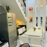 Bán Gấp Nhà Biệt Thự Trần Quang Diệu P14 Quận 3 Diện Tích 6M X 11M (66M2) 2 Lầu Giá Bán 10.9 Tỷ Tl
