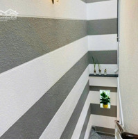 Bán Gấp Nhà Biệt Thự Trần Quang Diệu P14 Quận 3 Diện Tích 6M X 11M (66M2) 2 Lầu Giá Bán 10.9 Tỷ Tl