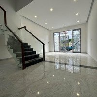 Nhà Kdt Phước Long B, Nhà 3 Mê Rưỡi Mới Tinh. Đường Nhựa 12 Mét. Hoàn Thiện Sổ Hồng Riêng Ra Tên