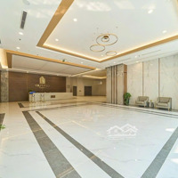 Tập Đoàn Vinhomes Cho Thuê Văn Phòng Hạng A Tòa Century Tower Minh Khaidiện Tích90-980M2 Giá 256.500Đ/M2