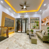 Bán Nhà An Dương Tây Hồ Sát Mặt Phố- Ô Tô Tránh Kinh Doanh - Rộng Thoáng 2 Mặt Trước Sau - Nét Căng
