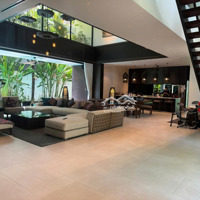 Siêu Phẩm Biệt Thự Ngay Sông Hàn Với Thiết Kế Độc Bản Duy Nhất - Villa Với Rất Nhiều Công Năng