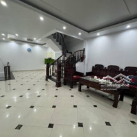Anh Trai Chủ Nhà. Liền Kề Văn Phú Hà Đông.diện Tích50M X 5Tmặt Tiền5M Hơn 12 Tỷ. Vỉa Hè,Kinh Doanh,Văn Phòng