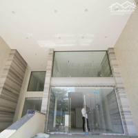 Tòa Nhà Cho Thuêmặt Tiềnhoàng Hoa Thám Ngay Ga T3. Phường 13. Dt: 7X20M. 1 Hầm 5 Tầng. Giá Bán 70 Triệu