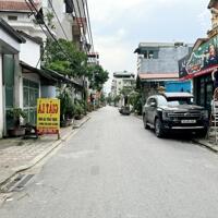 Hoa hậu Cửu Việt 1, Trâu Quỳ, Gia Lâm - 100m2 mặt phố, nhà cấp 4, đang cho thuê 10tr/tháng.