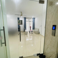 Cho Thuê Tầng 2, Đã Ngăn Sẳn Vách Kính, Thiết Kế 2 Phòng, 1 Wc, 1 Bancony, Phù Hợp Làm Văn Phòng