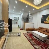 Bán Nhà Tư Đình, Long Biên - 5 Tầng - Giá Chào: 6.1 Tỷ