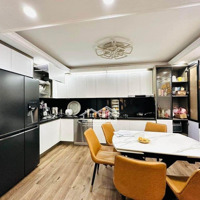 Bán Nhà Đẹp Phan Đình Giótdiện Tích42M2, Mặt Tiền 4.2M, Ô Tô Qua Nhà, Vị Trí Đẹp