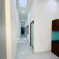 Cần Bán Gấp Căn Nhà Mới Xây Nằm Ngay Cây Xăng Thạnh Phú, Sổ Hồng Riêng Thổ Cư