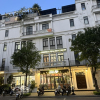 Cho Thuê Nhà Phố Thương Mại Khu Manhattan Giá Cực Shock Chỉ 25 Triệu/Tháng. Liên Hệ: 0785.635.635