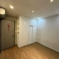 Bán Căn Hộ Chung Cư 2 Phòng Ngủ 2 Vệ Sinhtại The Gold View, 4,5 Tỷ Bao Hết, 79M2, Quận 4, Hcm