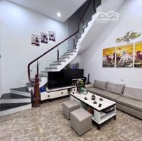 Quan Nhân, Thanh Xuân.diện Tích50M2 X 4 Tầngmặt Tiền7,25M, Giá Bán 7,7 Tỷ. Sổ Vuông Trước Sau, Ngõ Nông Rộng.