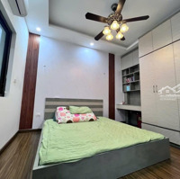 Quan Nhân, Thanh Xuân.diện Tích50M2 X 4 Tầngmặt Tiền7,25M, Giá Bán 7,7 Tỷ. Sổ Vuông Trước Sau, Ngõ Nông Rộng.