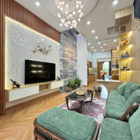 Nhà Đẹp Đà Nẵng - Bán Gấp Nhà 3 Tầng Cách Biển 300M, Tặng Kèm Nội Thất, Bh 2 Năm, Giá Nhỉnh 6 Tỷ