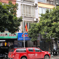 Bán Nhà Mặt Phố Trần Quốc Hoàn Cầu Giấy Hn 4T 30M2 Mt4,1M Chào 12,7 Tỷ Kd Siêu Víp Giao Nhà Ngay