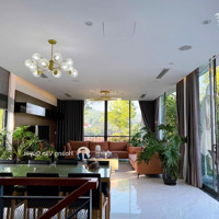 Chuyển Nhượng Biệt Thự 250M2 View Hồ Sổ Lâu Dài Full Nội Thất Tại Venus Resort 2X Tỷ. Liên Hệ: 0962202555