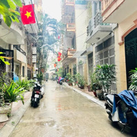 Nhỉnh 8 Tỷ - Ô Tô Tránh - Dừng Đỗ - Vỉa Hè - Sổ Vuông - Phân Lô - Kinh Doanh