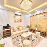 Mặt Phố Nguyễn Hy Quang-Đống Đa-55M*5Tang*Mt4.5-Ô Tô Tránh Vỉa Hè-Kinh Doanh Sầm Uất-Dt 1,4 Tỷ/Nam