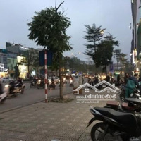 Mặt Phố Trần Quốc Hoàn 4 Tầng, Mặt Tiền 4M, Sổ Vuông,Vỉa Hè Đá Bóng,Chỉ 12 Tỷ,Gần Đại Học Quốc Gia