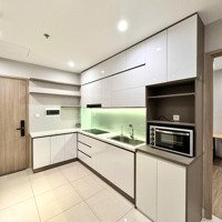 Cho Thuê Căn Hộ 2 Phòng Ngủ 2 Vệ Sinhview Hồ Bơi Full Nội Thất Cao Cấp