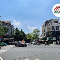 Cho Thuê Nhà Phố Mặt Tiền Đường Hoàng Quốc Việt, Quận 7