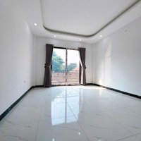 Trung Tâm Lại Yên - 50M Ra Chợ - Qua 1 Nhà Ra Đường Ô Tô Tránh.