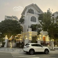 Rổ Hàng Mới Cập Nhập Nhà Phố Và Biệt Thự Sai Gon Mystery Tháng 2/ 2025. Liên Hệ: 0906789897