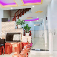 Kẹt Tiền Bán Gấp Nhà 4 Tầng, 4 Phòng Ngủđối Diện Global City Chỉ 8, X Tỷ