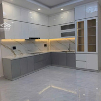 Siêu Hiếm Nhà Hẻm Xe Tải 10M Khu Chu Văn An 4X18M Vuông A4 5 Tầng Giá Cực Tốt