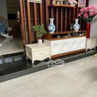 Bán Nhà Đường Nhiêu Tứ-Phú Nhuận Giá Bán 3.860Tỷ/73,32M2. Ngay Khu Đường Hoa Sầm Uất. Cho Thuê 28 Triệu