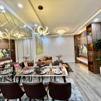 Hoàng 3333 Giá Thật. Bán Ch N04 Trần Duy Hưng, 116M2, 3N - 2 Vệ Sinh Ban Công Nam Mát Mẻ, Full Đồ, Sđ