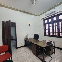 Góc 2Mt Nguyễn Trọng Tuyển, Ngang 10.10M. Dtcn 212M2