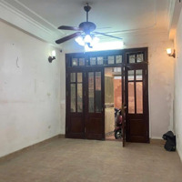 Bán Nhà Riêng 34M2. 5 Tầng, 3 Ngủ. Phố Nguyễn Lương Bằng, Đống Đa