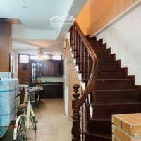 Bán Nhà Riêng 34M2. 5 Tầng, 3 Ngủ. Phố Nguyễn Lương Bằng, Đống Đa