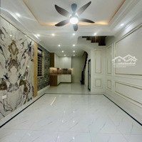Duy Nhất 1 Căn Ô Tô Đậu Cửa, Vị Trí Đắc Địa, Gần Trường Đhsp Tdtt. 3 Tầng, 35M2, 3.29 Tỷ.0966929600