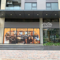 Bán Shophouse 37M2 Tại Vinhomes Q9. Đối Diện Quảng Trường Giá Chỉ 6 Tỷ. Liên Hệ: 0888 099 438