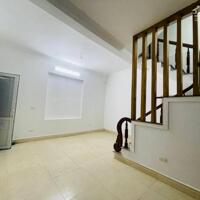 BÁN GẤP TẠI  CẦU DIỄN  —50M2—5TẦNG—GIÁ NHỈNH 7 TỶ  LH 0987501656